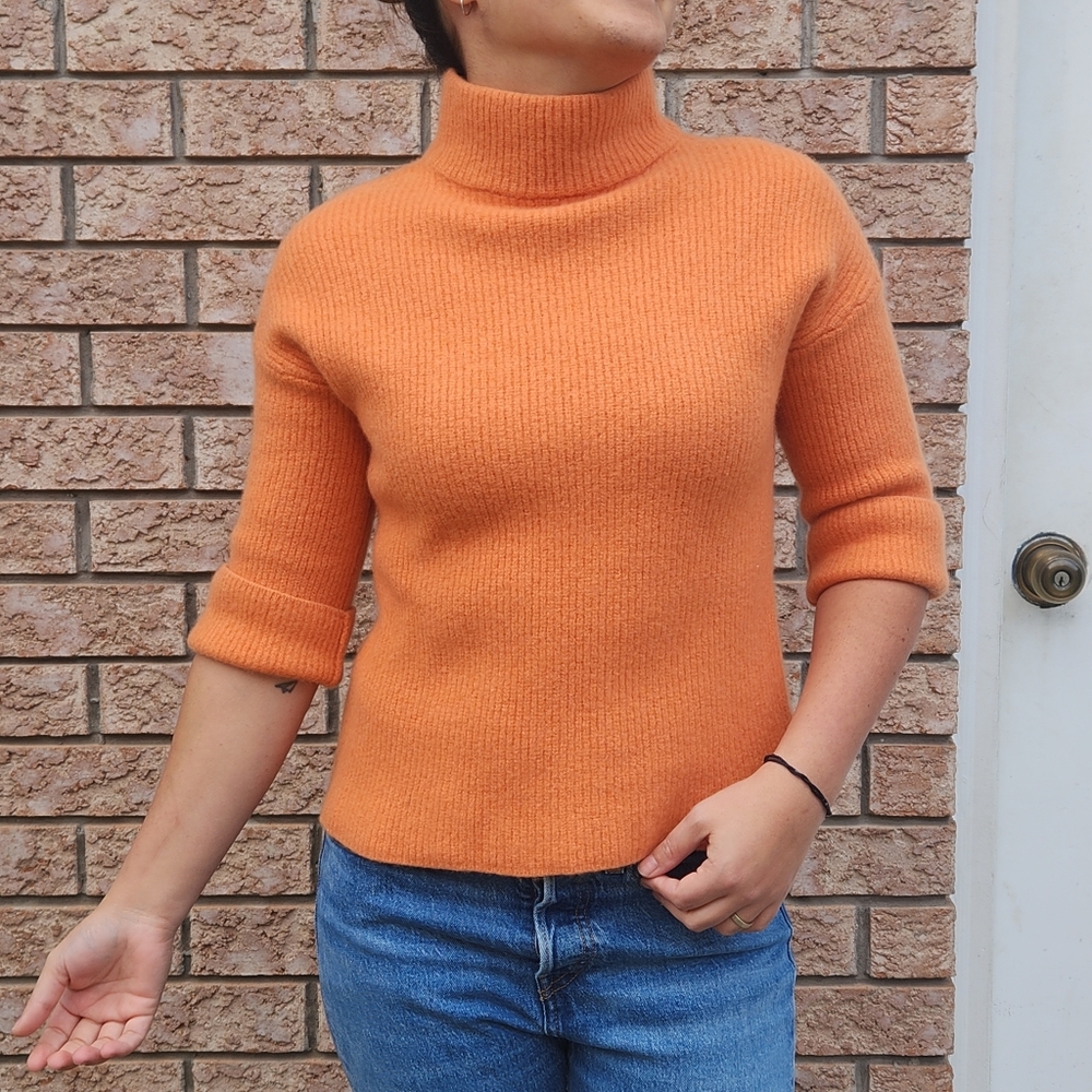 Mercer & Madison Cashmere & Merino Wool Sweater Cropped